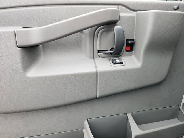 2026 Chevrolet Express Cargo Work Van - Photo 14