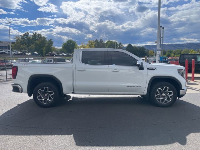 2024 Gmc Sierra 1500 SLE photo 2