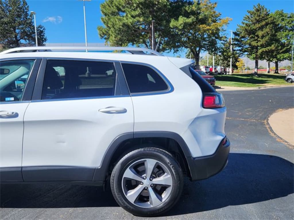 Used 2019 Jeep Cherokee Limited 4x4 SUV