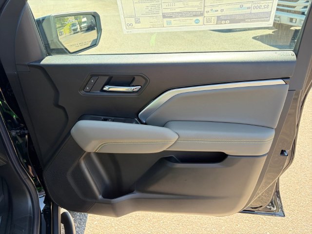 2026 Chevrolet Colorado ZR2 - Photo 16