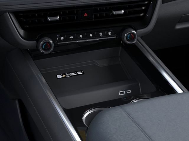 2026 Chevrolet Suburban LT - Photo 23