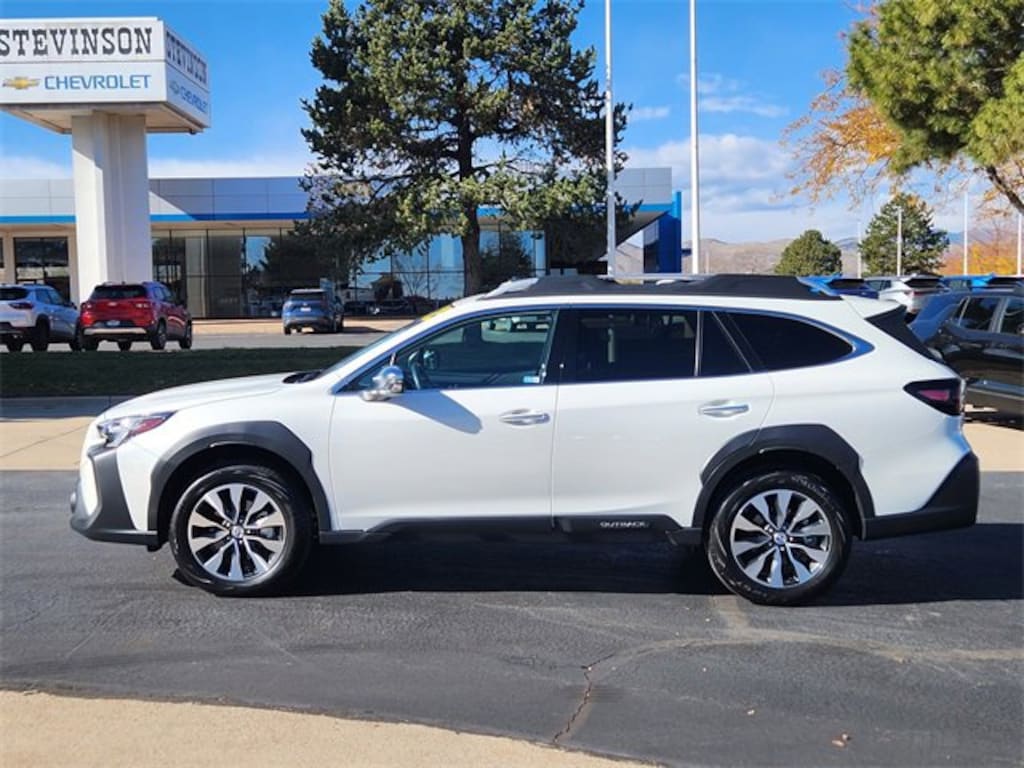 Used 2025 Subaru Outback Touring XT SUV