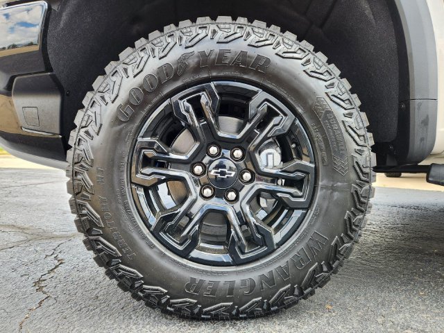 2026 Chevrolet Silverado 1500 ZR2 - Photo 21