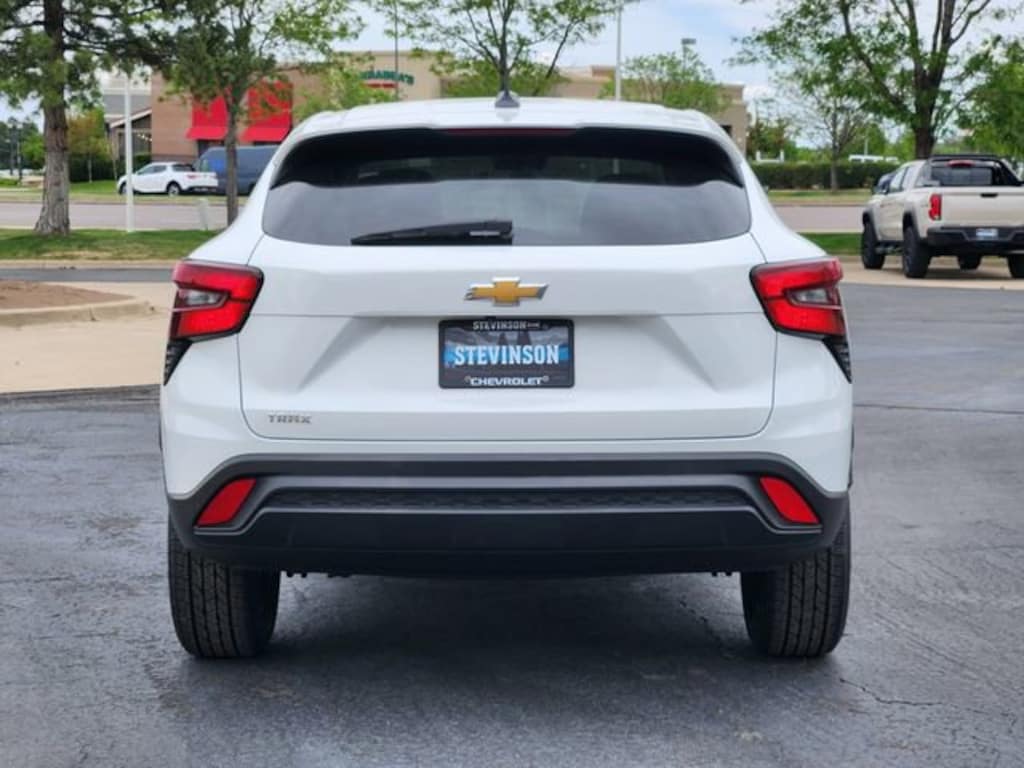 Used 2024 Chevrolet Trax LS SUV
