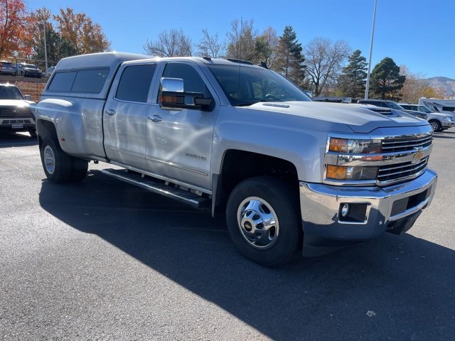 2018 Chevrolet Silverado 3500HD LTZ photo 3