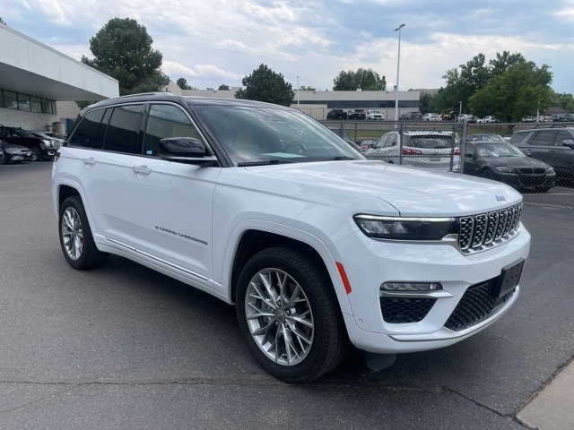 2023 Jeep Grand Cherokee 4xe Summit photo 3