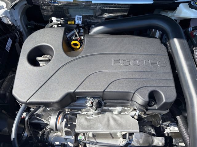 2027 Chevrolet Equinox LT - Photo 21