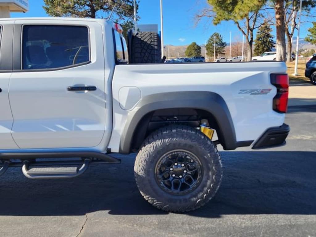 New 2026 Chevrolet Colorado ZR2 Truck