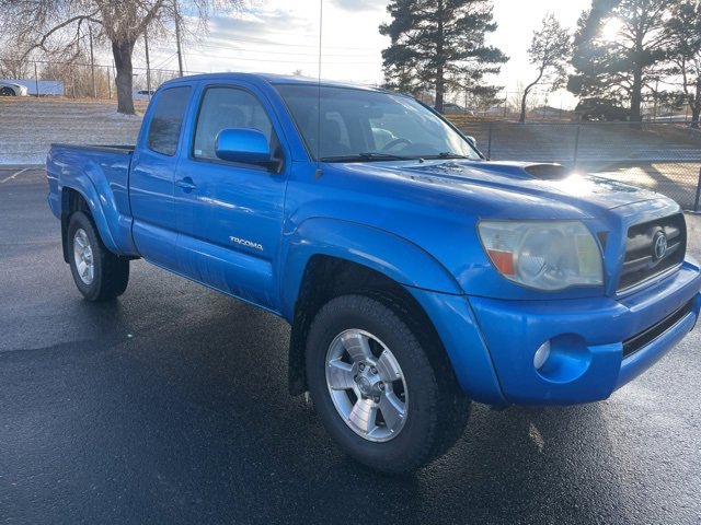 2006 Toyota Tacoma Base V6 photo 3