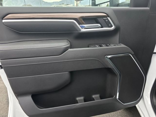 2025 Chevrolet Silverado 3500 HD LT - Photo 9
