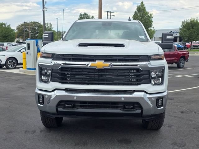 2025 Chevrolet Silverado 3500 HD LT - Photo 8