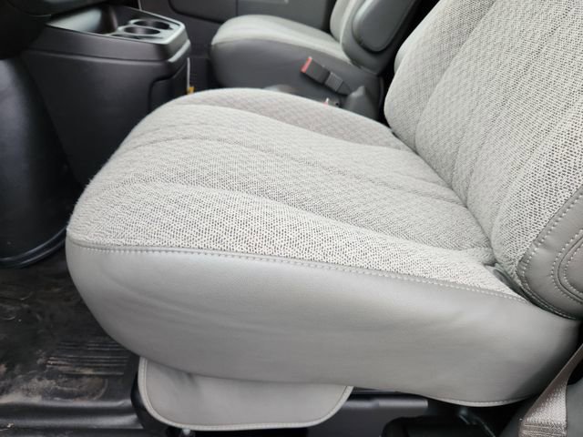 2026 Chevrolet Express Cargo Work Van - Photo 18
