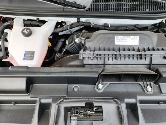 2026 Chevrolet Express Cargo Work Van - Photo 25