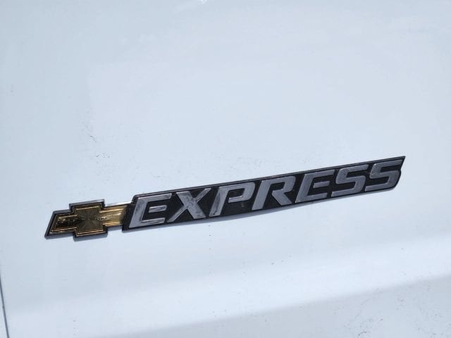 2026 Chevrolet Express Cargo Work Van - Photo 17