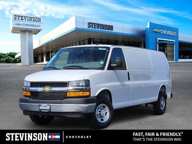 2026 Chevrolet Express 2500 Extended Work Van HD's photo