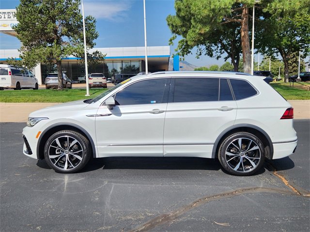 2024 Volkswagen Tiguan SEL R-Line Black photo 3