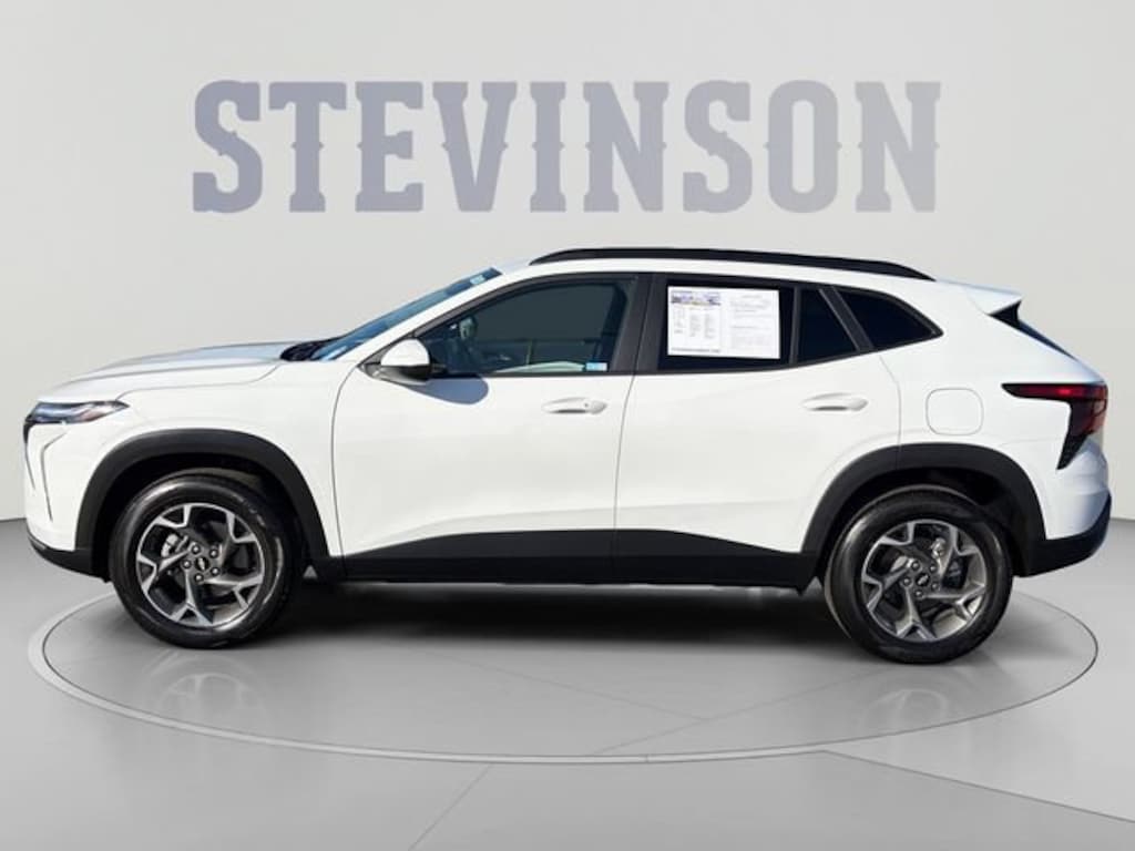 Used 2026 Chevrolet Trax LT SUV