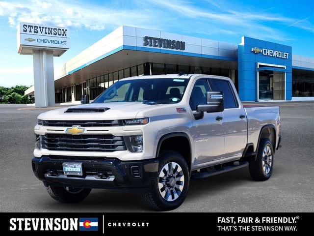 2026 Chevrolet Silverado HD Custom 4WD Crew Cab Standard Box's photo