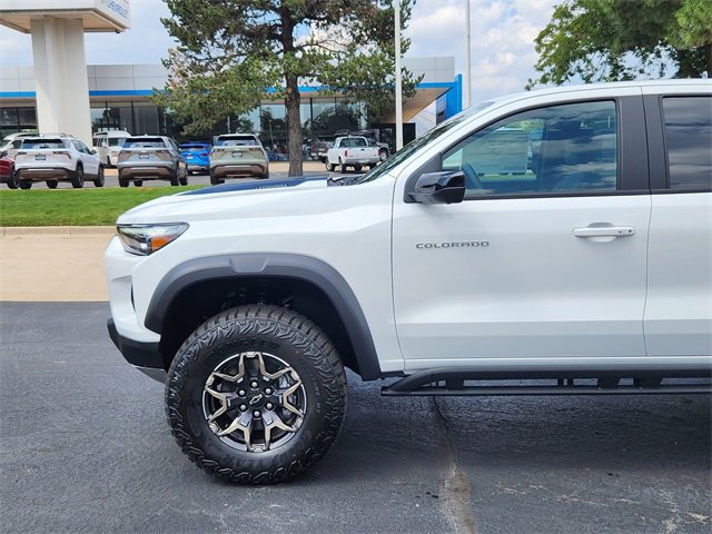 2026 Chevrolet Colorado ZR2 photo 2