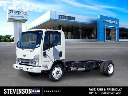 2025 Chevrolet Low Cab Forward 4500 LCF GAS 150 Truck