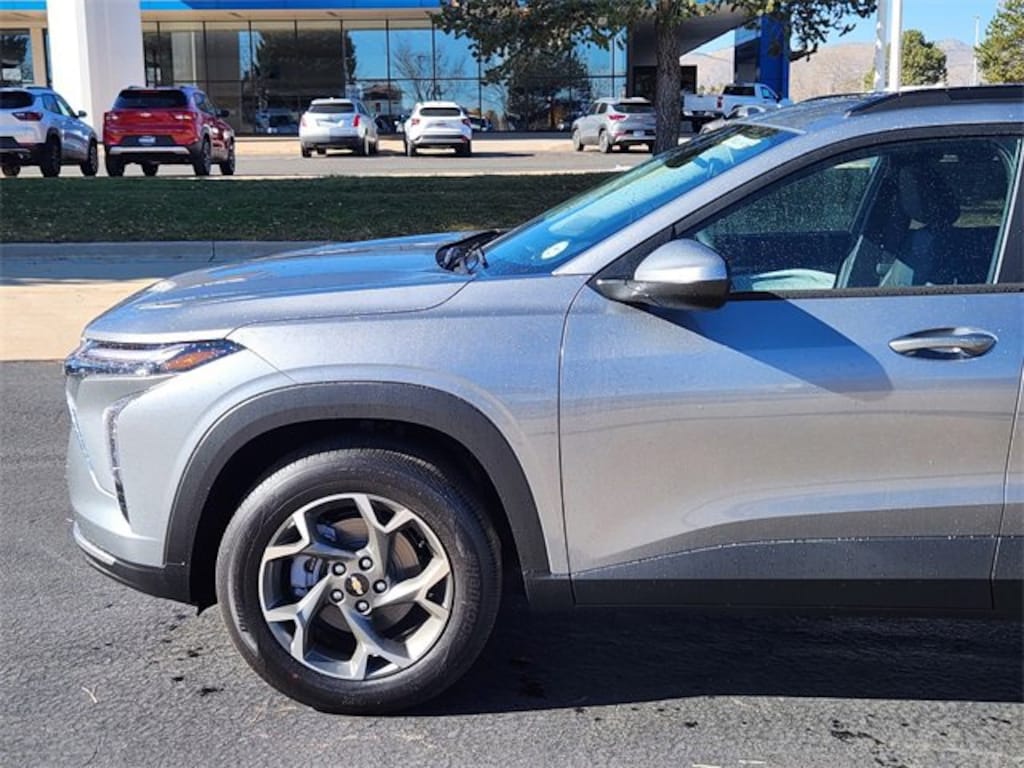 New 2026 Chevrolet Trax LT SUV