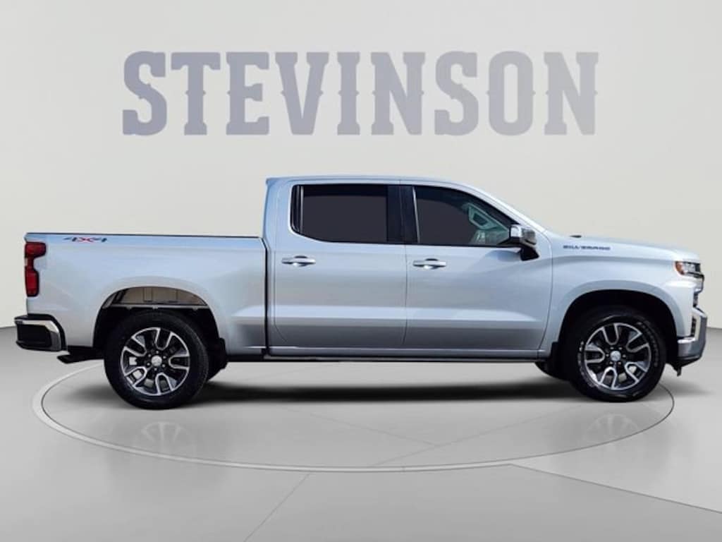 Used 2021 Chevrolet Silverado 1500 LT Truck Crew Cab
