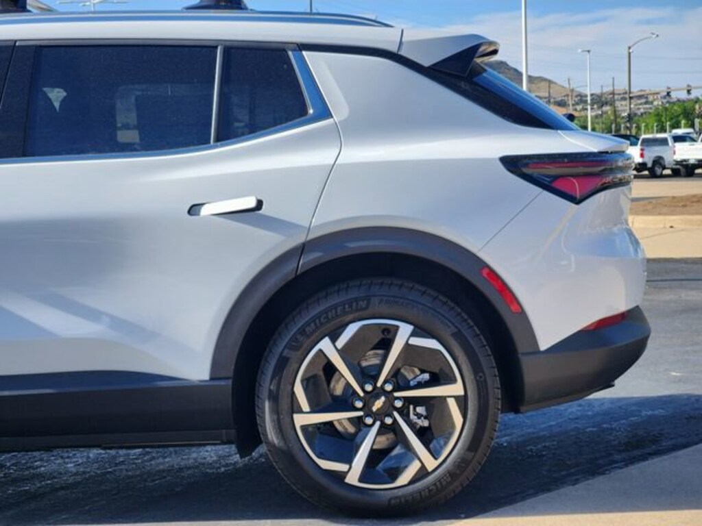 New 2026 Chevrolet Equinox EV LT SUV