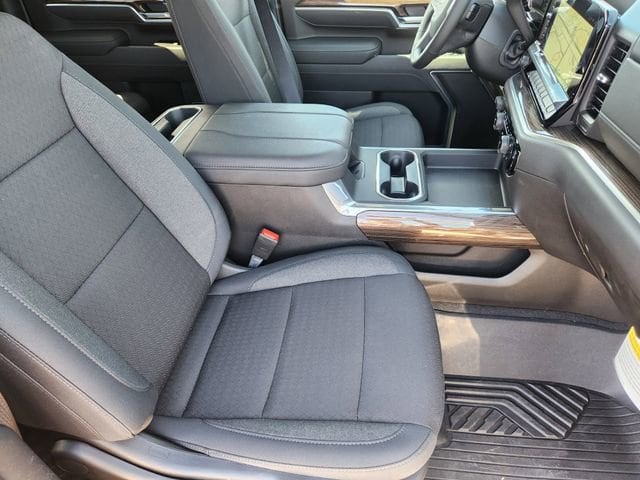 2026 Chevrolet Silverado 3500 HD LT - Photo 24