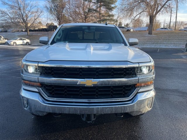 2018 Chevrolet Silverado 1500 photo 2