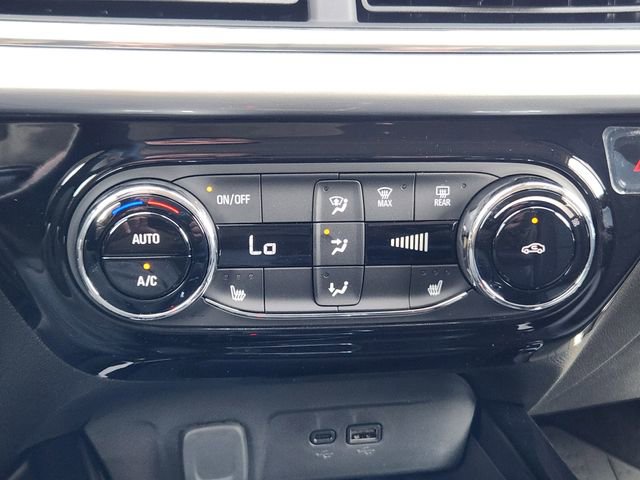 2026 Chevrolet Trax LT - Photo 17