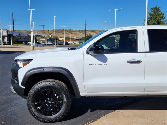 2026 Chevrolet Colorado Trail Boss photo 2