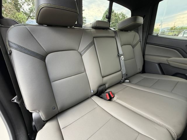 2026 Chevrolet Colorado ZR2 - Photo 18