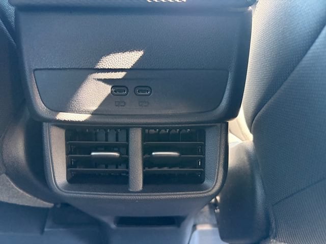 2027 Chevrolet Equinox LT - Photo 30