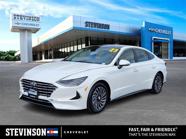2023 Hyundai Sonata Hybrid Limited's photo