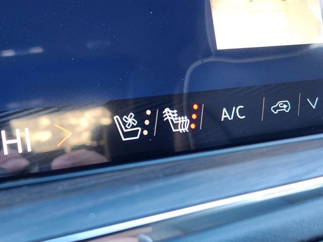 2026 Chevrolet Tahoe Premier - Photo 31