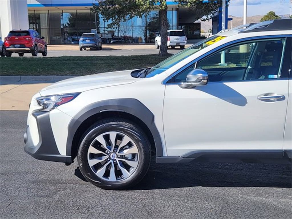 Used 2025 Subaru Outback Touring XT SUV