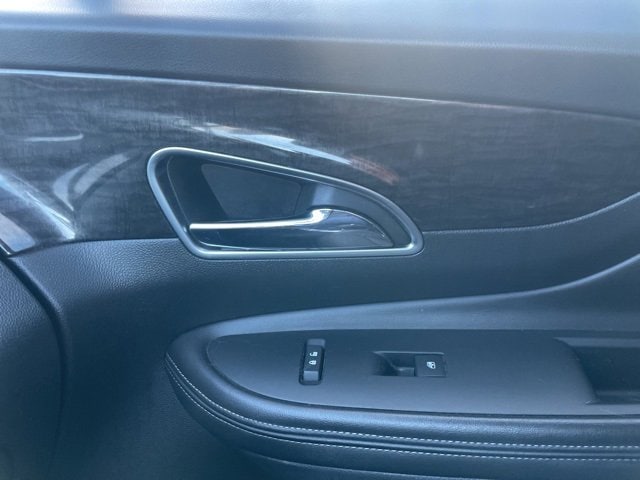 2016 Buick Encore Base photo 4