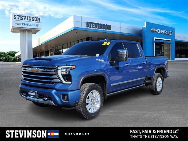 2024 Chevrolet Silverado 3500HD High Country's photo