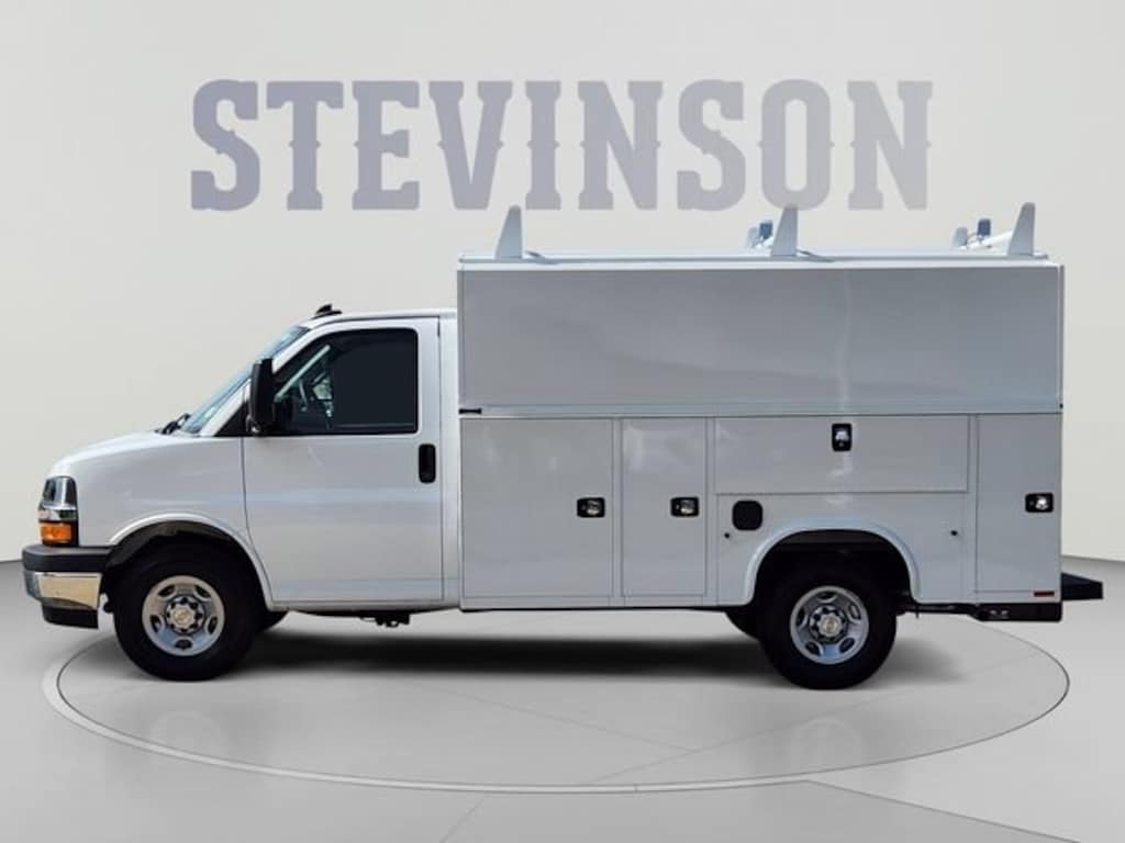 New 2026 Chevrolet Express Cutaway 3500 1WT Cutaway Van