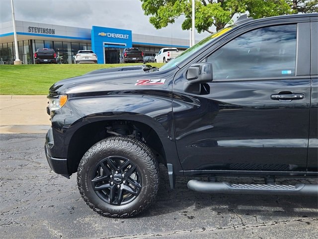 Certified 2024 Chevrolet Silverado 1500 LT Trail Boss with VIN 3GCUDFED3RG125586 for sale in Lakewood, CO