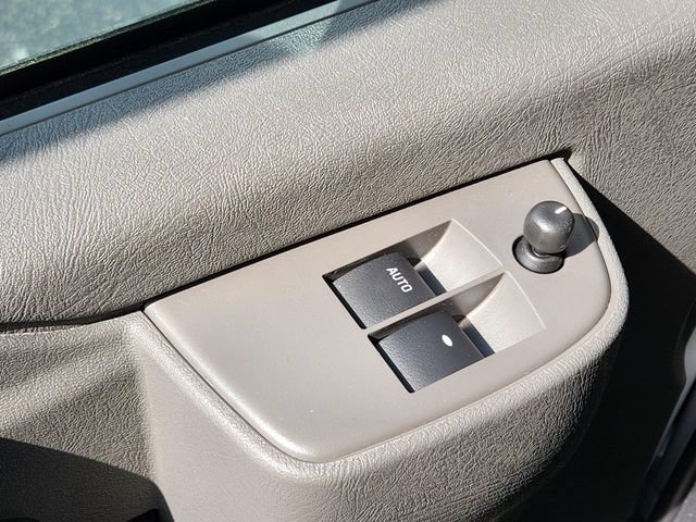 2026 Chevrolet Express Cargo Work Van - Photo 11