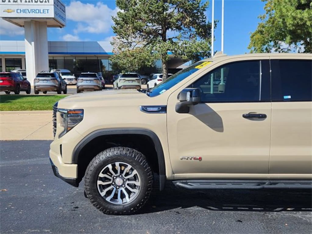 Used 2023 GMC Sierra 1500 AT4 Truck Crew Cab