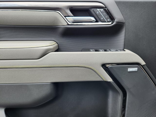 2026 Chevrolet Silverado 1500 ZR2 - Photo 10