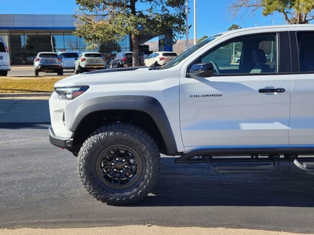 New 2026 Chevrolet Colorado ZR2 Truck