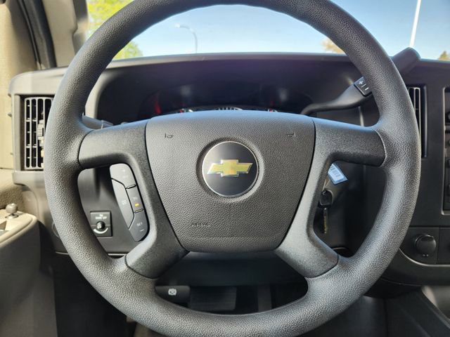 2026 Chevrolet Express Cargo Work Van - Photo 9