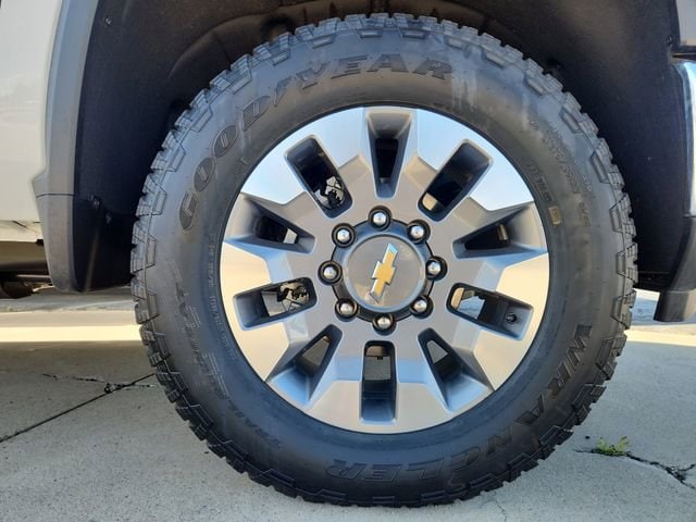 2025 Chevrolet Silverado 3500 HD LT - Photo 26