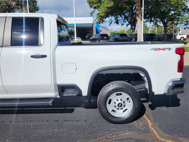 2024 Chevrolet Silverado 2500HD Work Truck photo 3