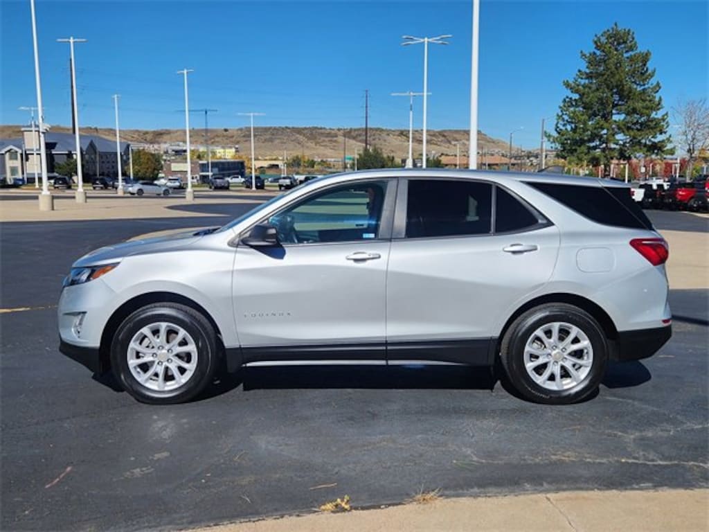 Used 2021 Chevrolet Equinox LS w/1LS SUV
