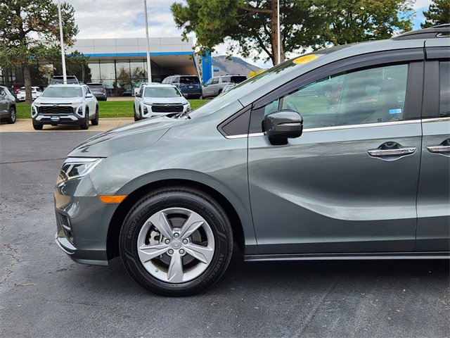 2018 Honda Odyssey EX photo 2