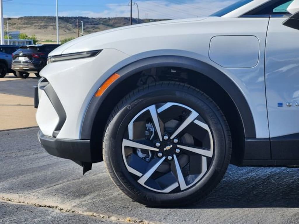 New 2026 Chevrolet Equinox EV LT SUV